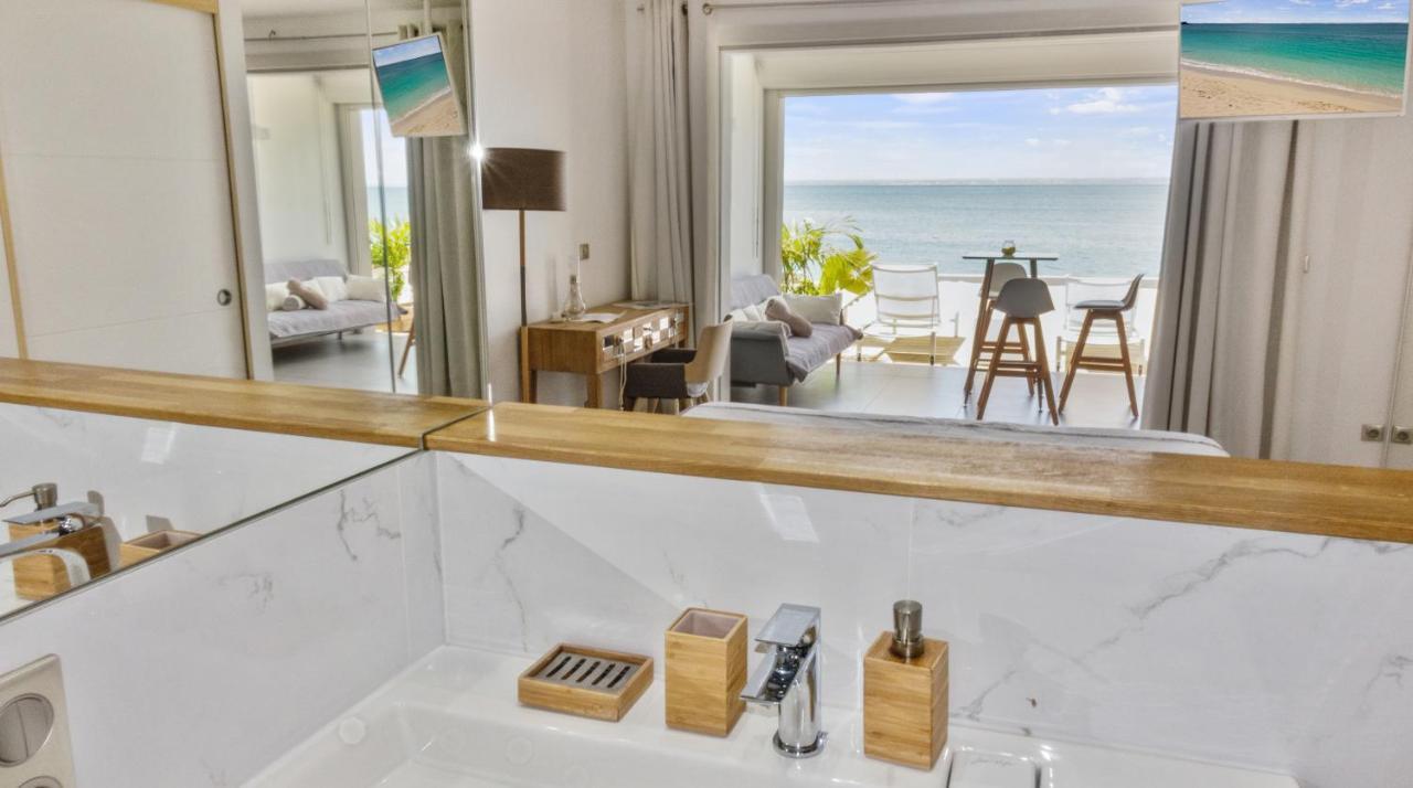 Official Page "Residence Bleu Marine" - Sea View Apartments & Studios - Saint-Martin French Side Grand Case Esterno foto