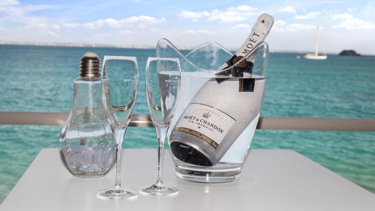 Official Page "Residence Bleu Marine" - Sea View Apartments & Studios - Saint-Martin French Side Grand Case Esterno foto